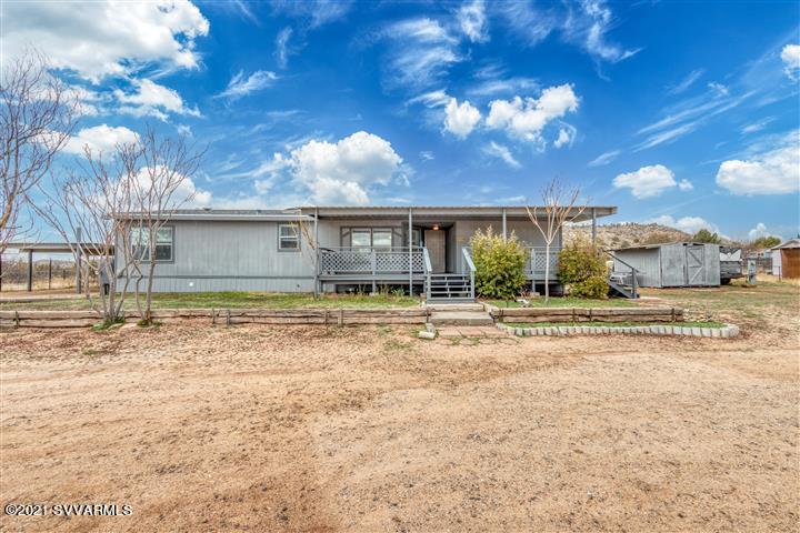 4120 East Beaver Creek Road Rimrock, AZ 86335 - Photo 2 of 31 a view of a house with a yard