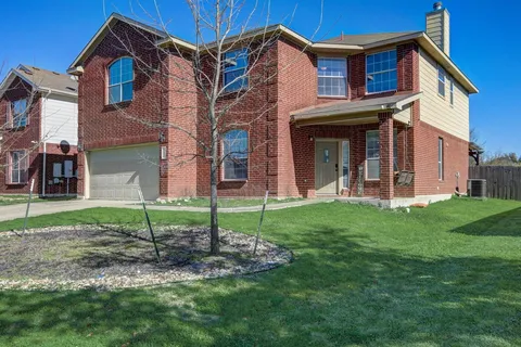 $350,000 | 305 Waterlily Way, Hutto, TX 78634