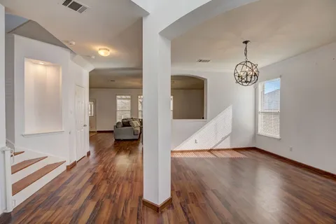 $350,000 | 305 Waterlily Way, Hutto, TX 78634