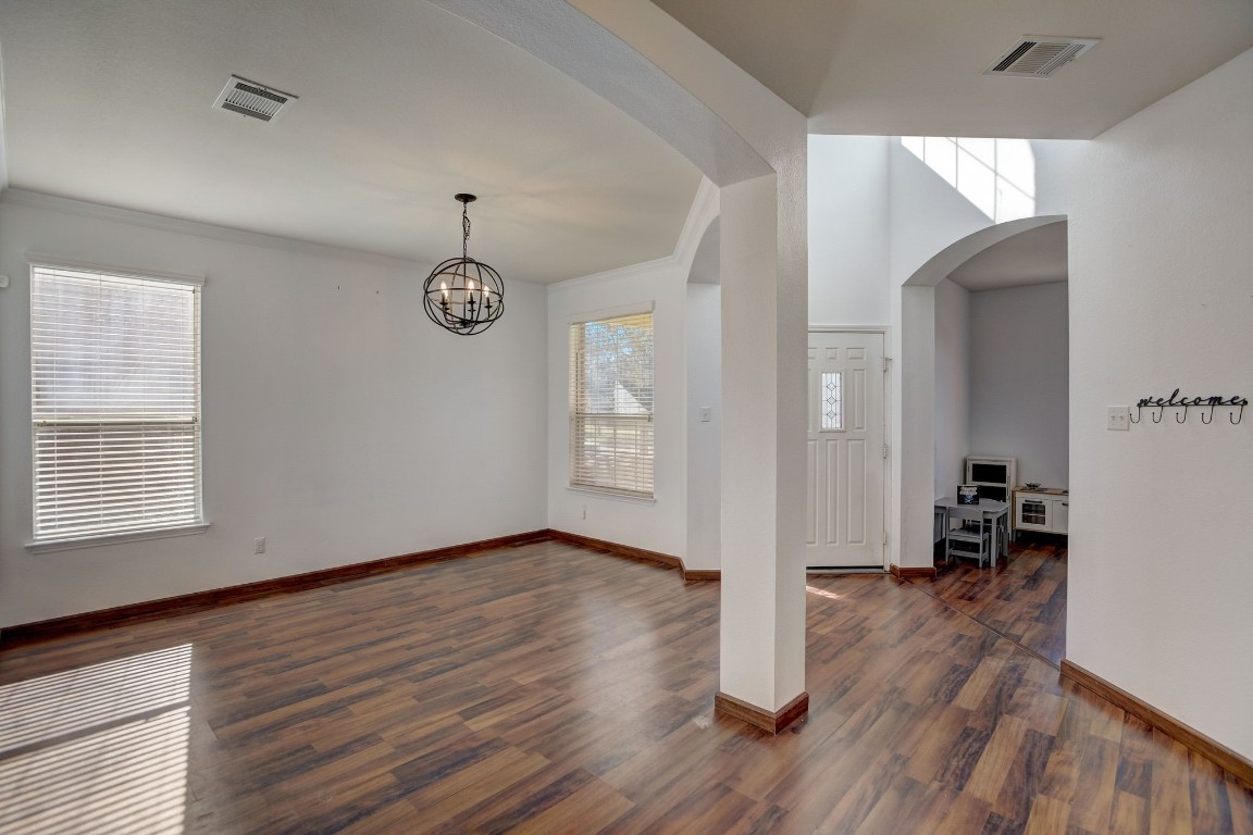 305 Waterlily Way Hutto, TX 78634 - Photo 6 of 40