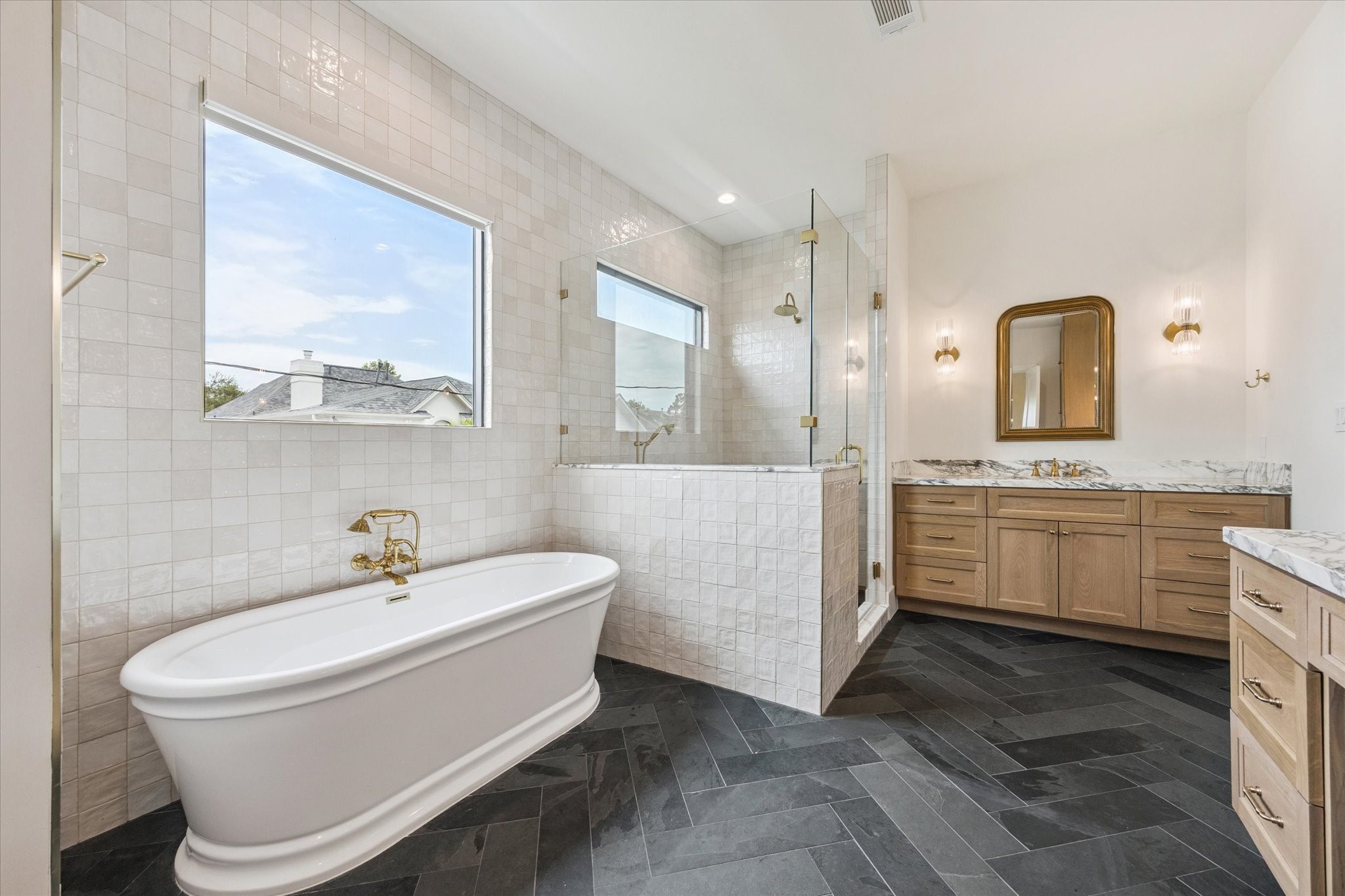 2823 Plumb Street Houston, TX 77005 - Photo 15 of 16 *Photos shown are examples of the builder’s previously completed homes and may include optional or upgraded features.