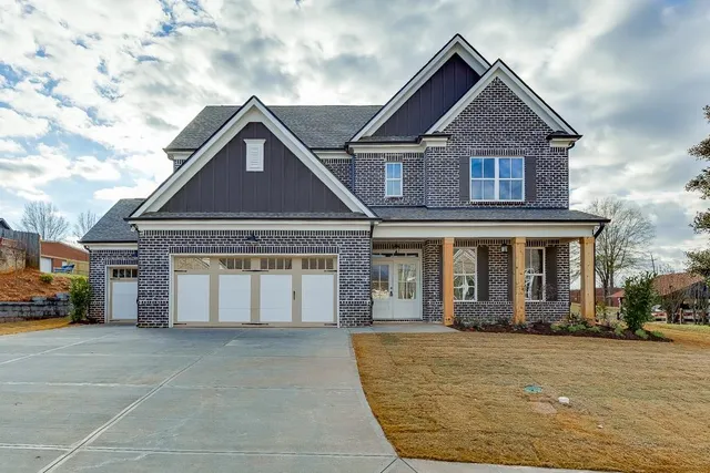 $846,500 | 170 Swimming Pool Road, Buford, GA 30518