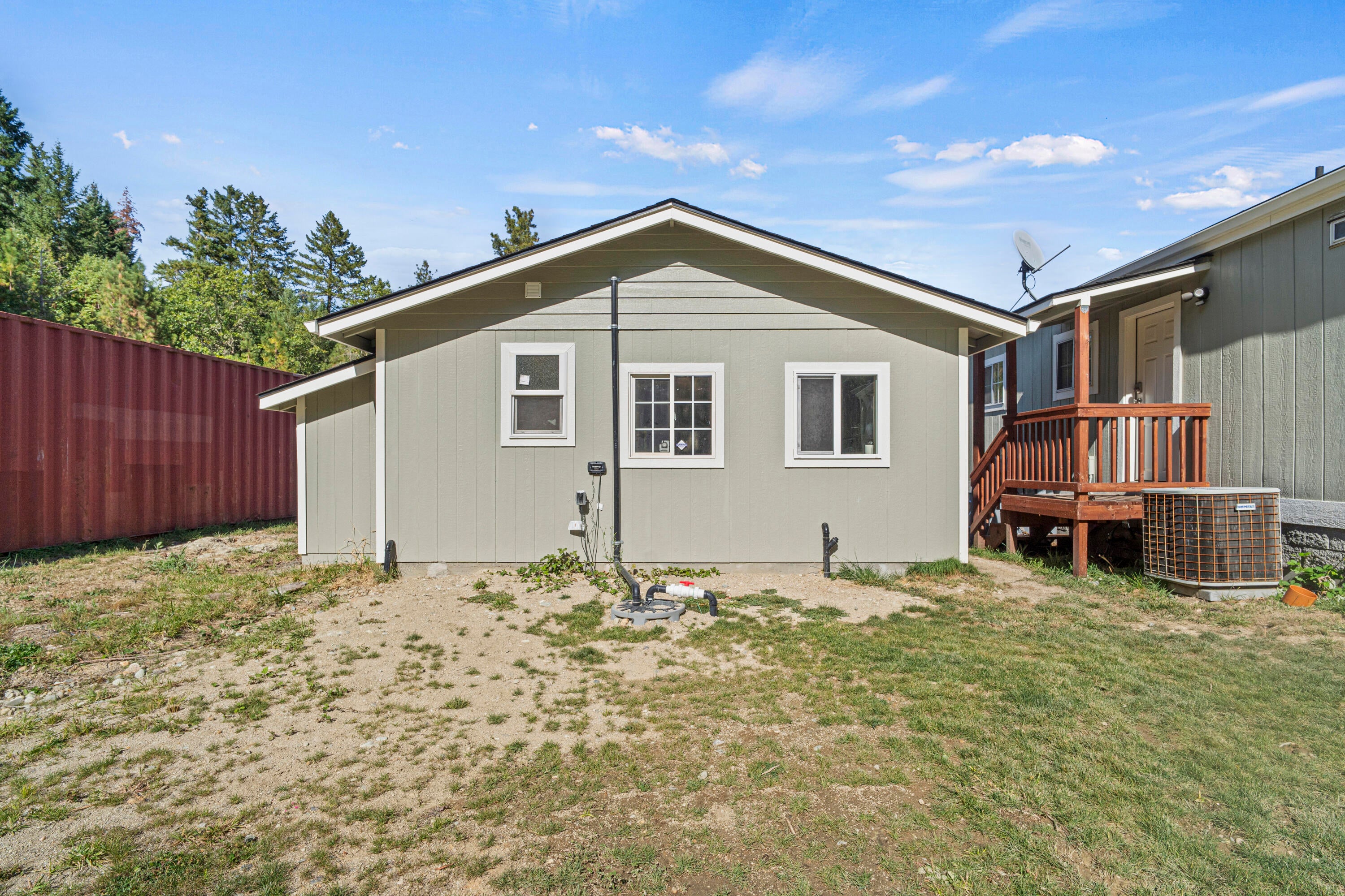 132 Marcy Loop Road Grants Pass, OR 97527 - Photo 27 of 35 132 Marcy Loop - 06
