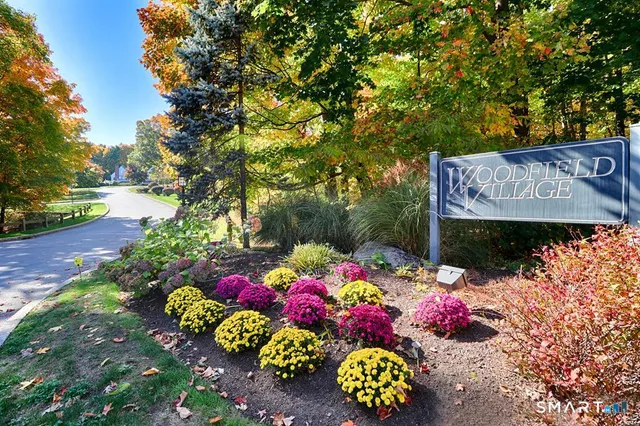 $775,000 | 35 Balmaha Court, Unit 35, Fairfield, CT 06825