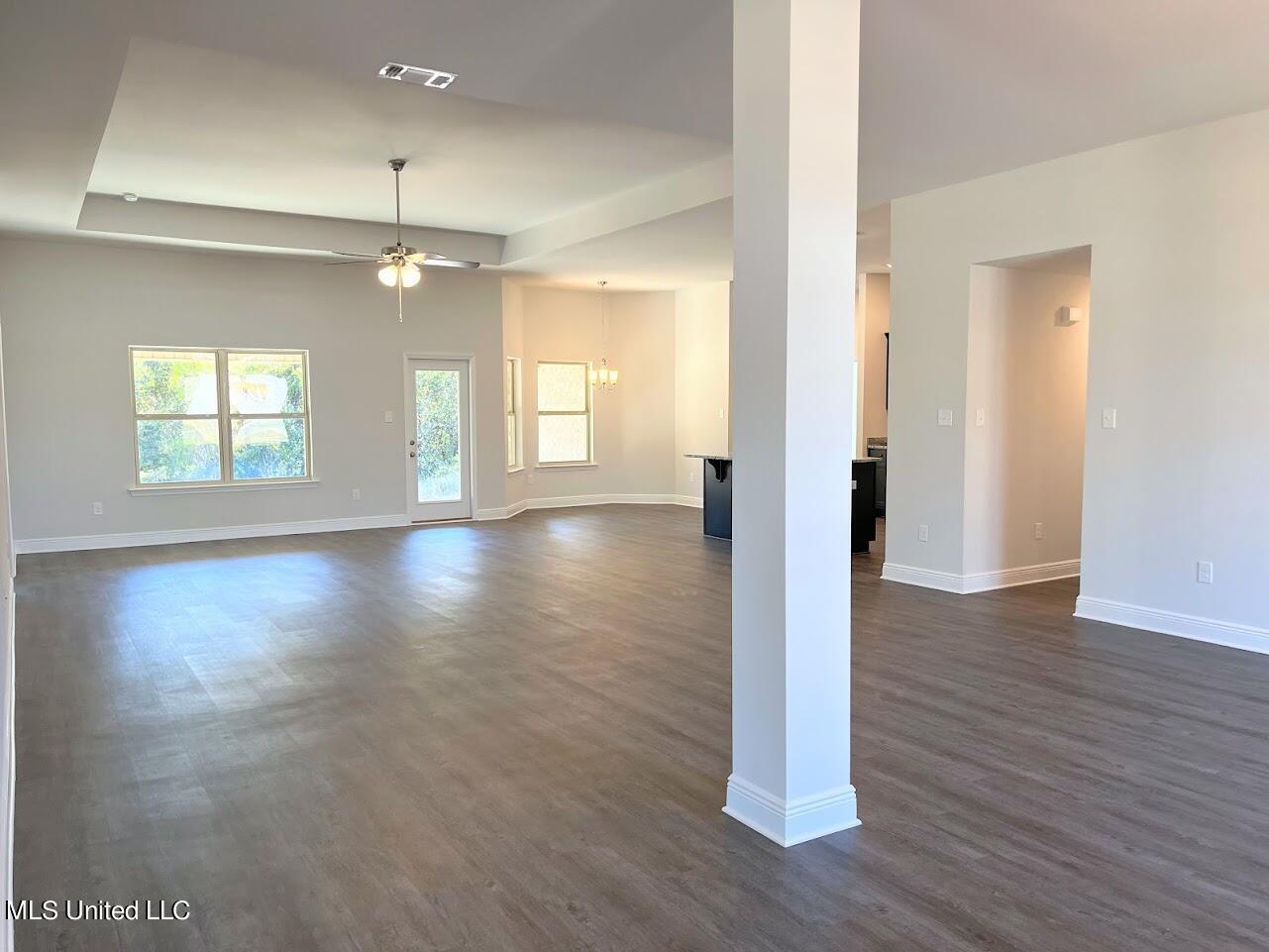 6203 Roxanne Way Biloxi, MS 39532 - Photo 10 of 31 lot 47 great room