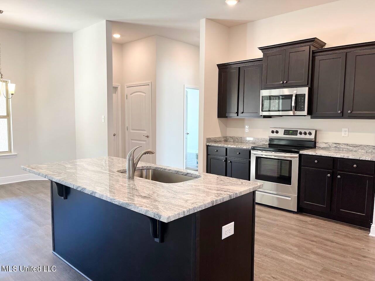 6203 Roxanne Way Biloxi, MS 39532 - Photo 6 of 31 lot 47 kitchen 4