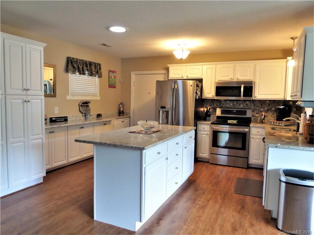 1102 Riverview Road Lexington, NC 27292 - Photo 22 of 41 Gallery Image 22