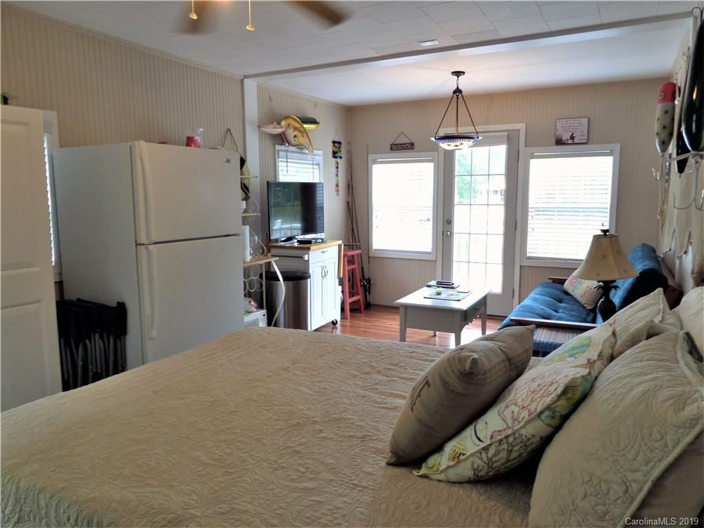 1102 Riverview Road Lexington, NC 27292 - Photo 9 of 41 Gallery Image 9