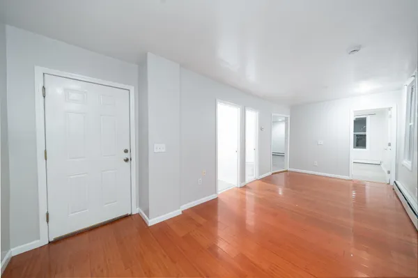 $2,200 | 365 Claremont Avenue, Unit 1, Jersey City, NJ 07305