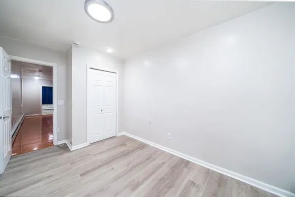 $2,200 | 365 Claremont Avenue, Unit 1, Jersey City, NJ 07305