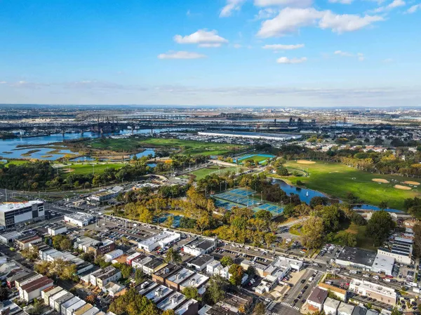 $2,200 | 365 Claremont Avenue, Unit 1, Jersey City, NJ 07305