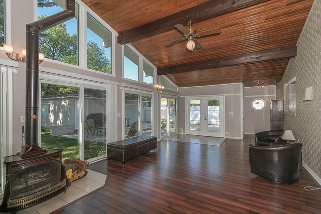 565 Morgan Lane Hoffman Estates, IL 60169 - Photo 14 of 25