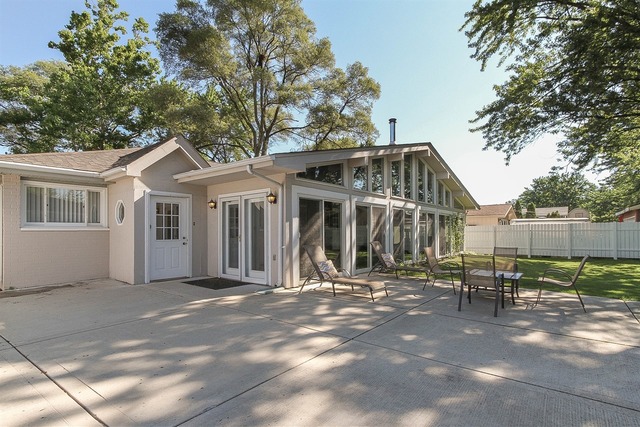 565 Morgan Lane Hoffman Estates, IL 60169 - Photo 23 of 25