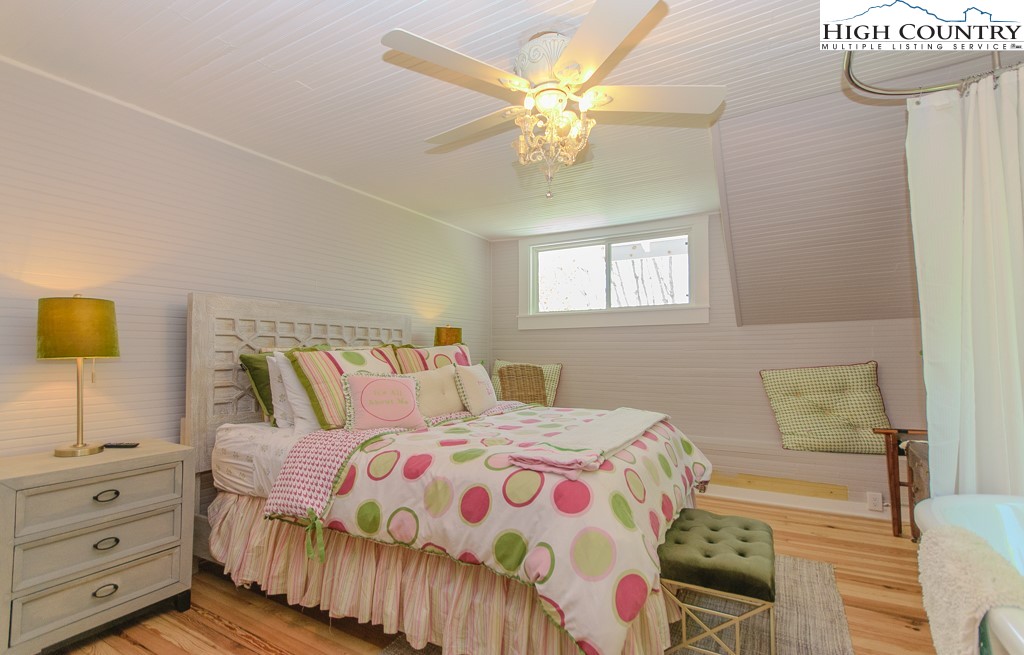 403 Linville Creek Road Vilas, NC 28692 - Photo 33 of 46 Gallery Image 33