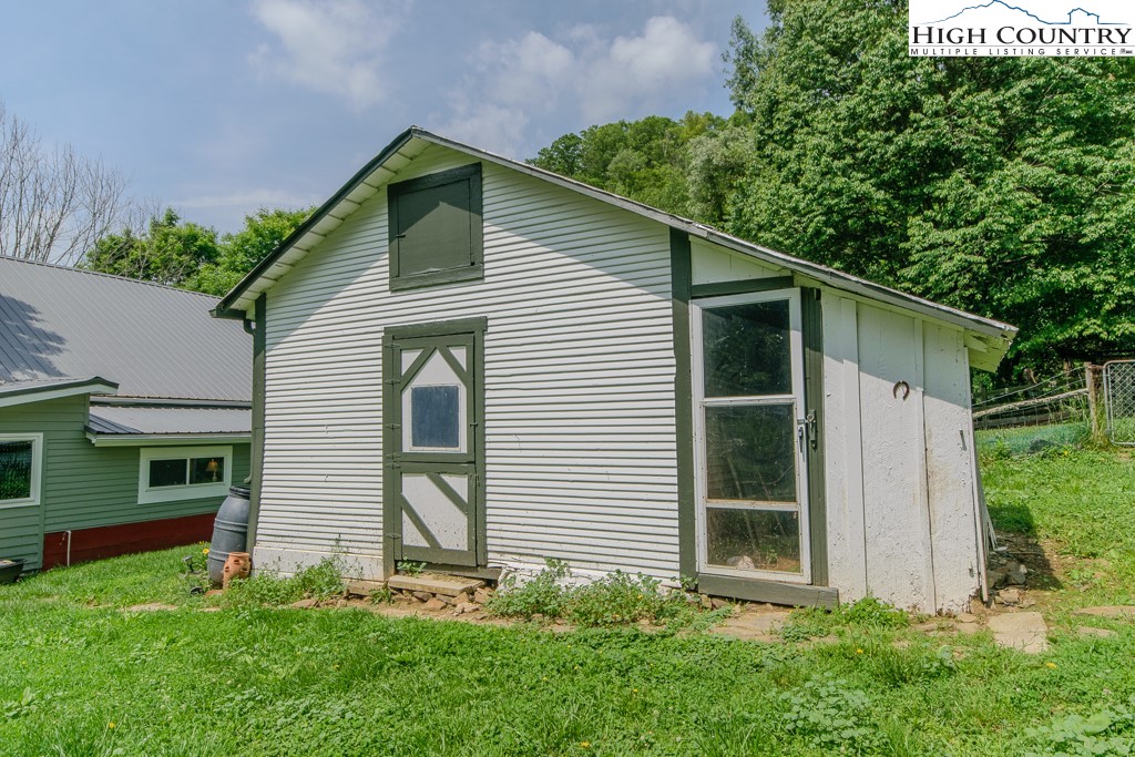 403 Linville Creek Road Vilas, NC 28692 - Photo 43 of 46 Gallery Image 43