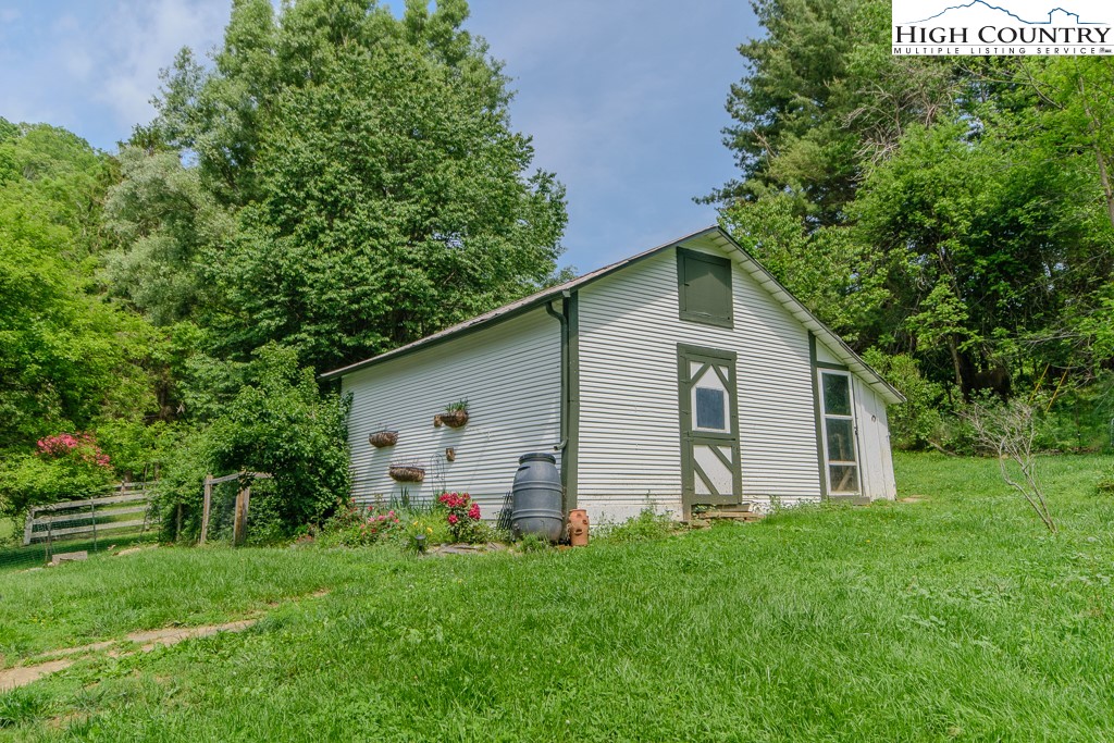 403 Linville Creek Road Vilas, NC 28692 - Photo 45 of 46 Gallery Image 45