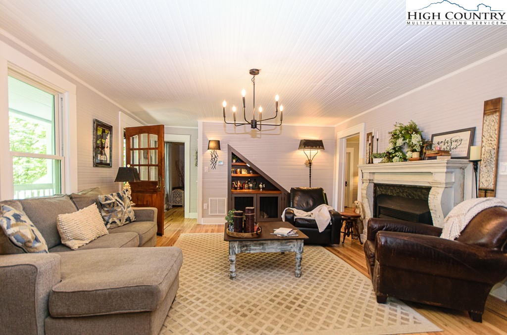403 Linville Creek Road Vilas, NC 28692 - Photo 8 of 46 Gallery Image 8