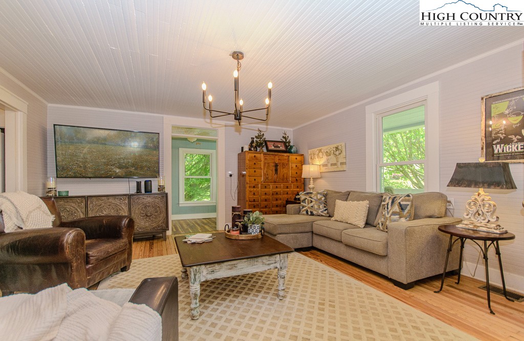 403 Linville Creek Road Vilas, NC 28692 - Photo 10 of 46 Gallery Image 10