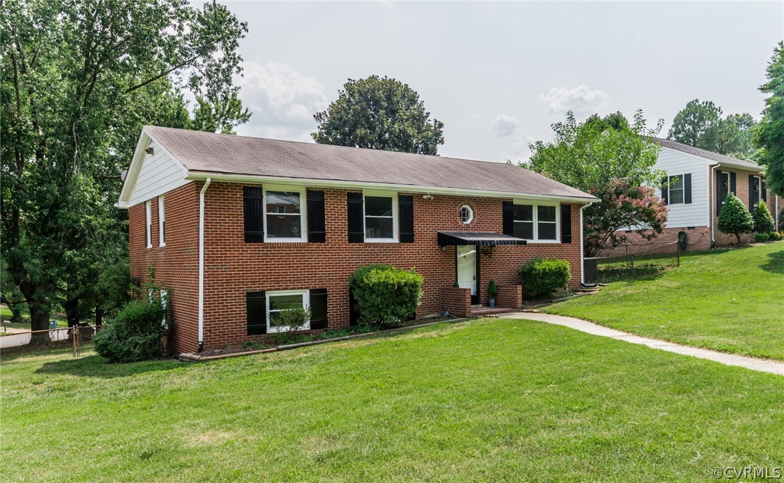 307 Hummingbird Road Richmond, VA 23227 - Photo 1 of 39 Gallery Image 1