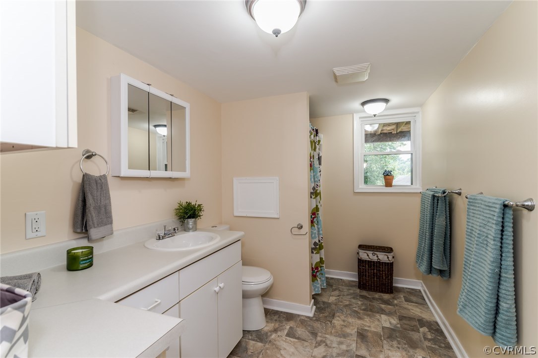 307 Hummingbird Road Richmond, VA 23227 - Photo 31 of 39 Gallery Image 31