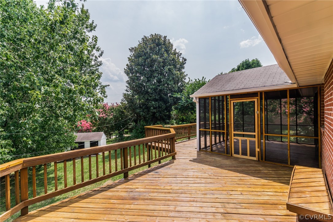 307 Hummingbird Road Richmond, VA 23227 - Photo 6 of 39 Gallery Image 6