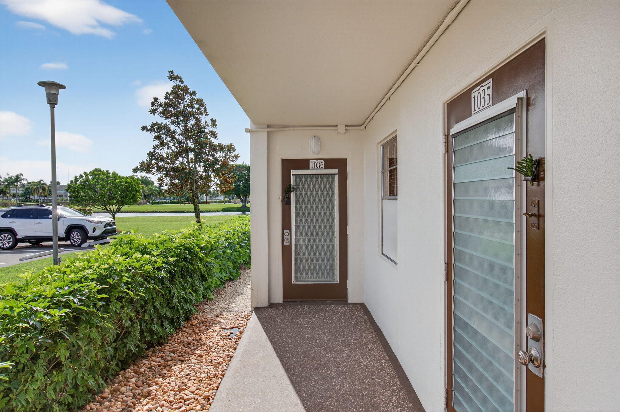 1036 Hythe B, Unit B Boca Raton, FL 33434 - Photo 30 of 53 5-web-or-mls-DSC_2961