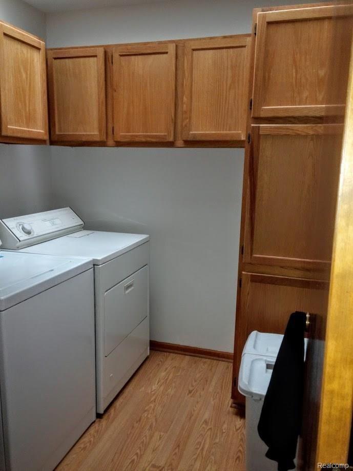6878 Kestrel Ridge Road Brighton, MI 48116 - Photo 10 of 28 Laundry Room 2