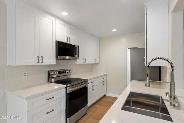 $579,950 | 2845 Instone Court, Westlake Village, CA 91361