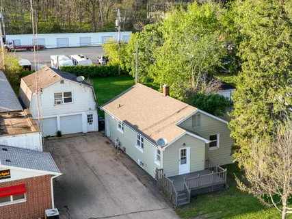 $344,900 | 1207 Grant Street, Lake Geneva, WI 53147