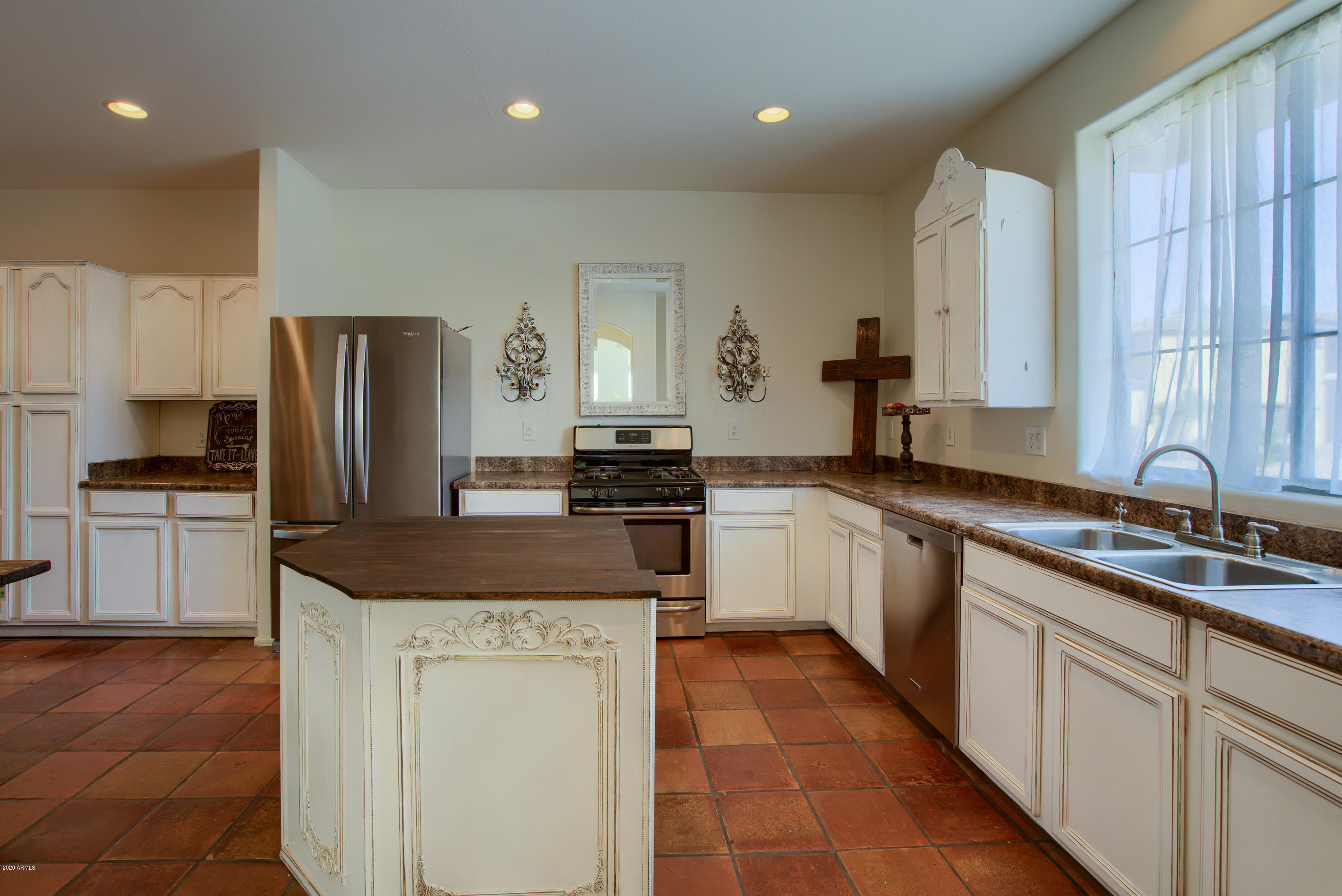 2414 West Sleepy Ranch Road Phoenix, AZ 85085 - Photo 7 of 31 CKL06936-HDR(5)