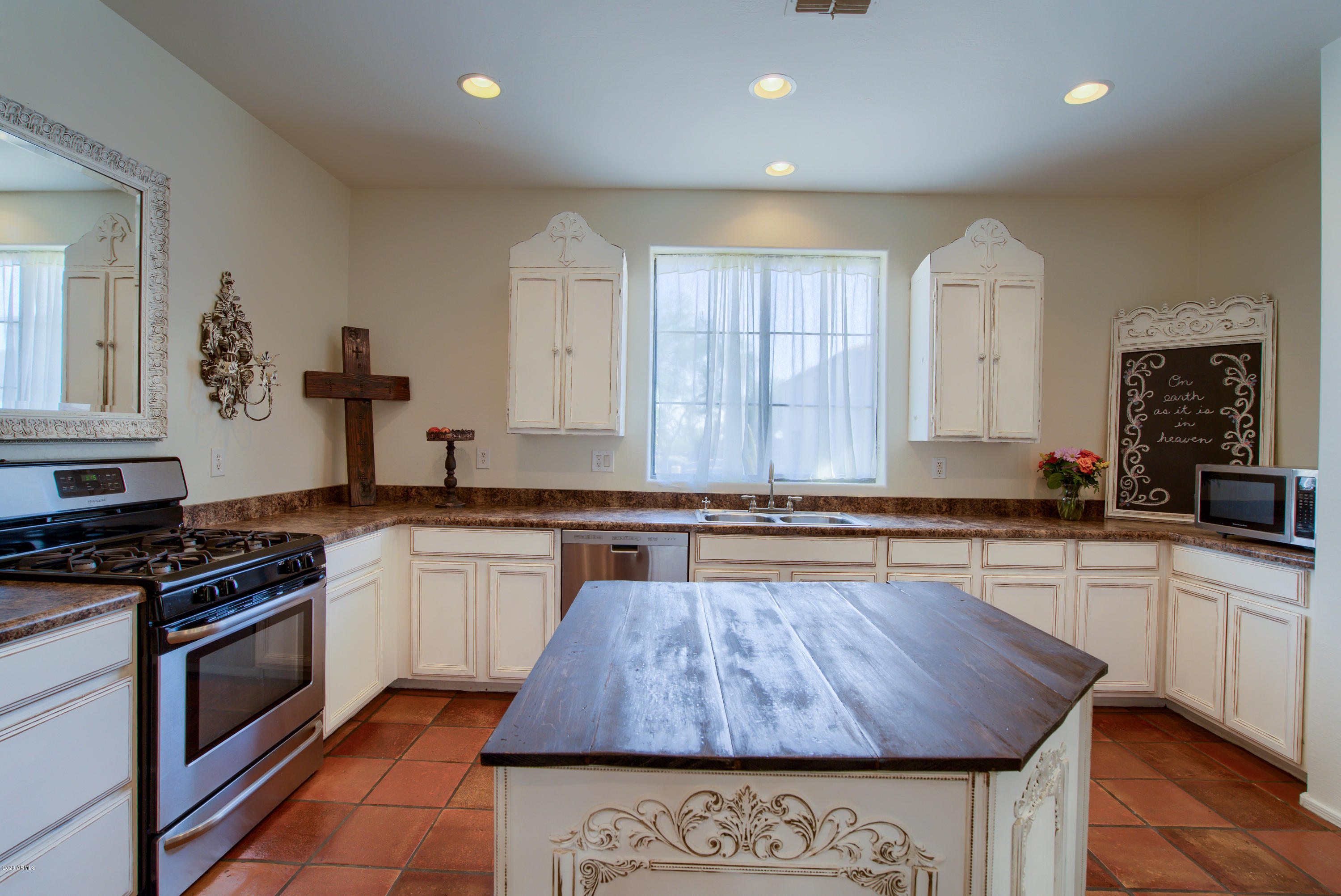 2414 West Sleepy Ranch Road Phoenix, AZ 85085 - Photo 8 of 31 CKL06931-HDR(5)