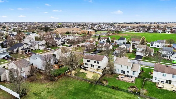 $399,900 | 2604 Discovery Drive, Plainfield, IL 60586