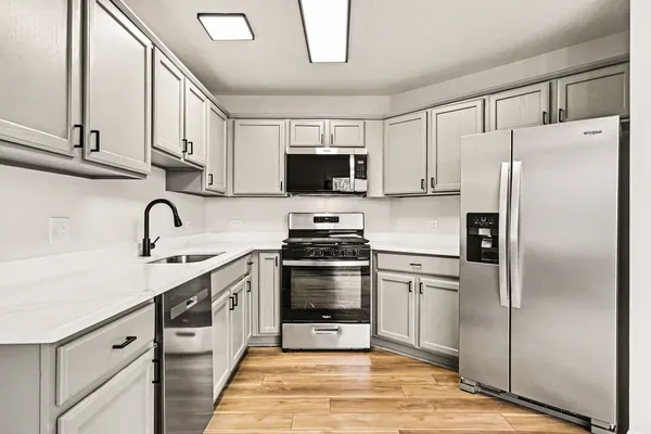 $399,900 | 2604 Discovery Drive, Plainfield, IL 60586