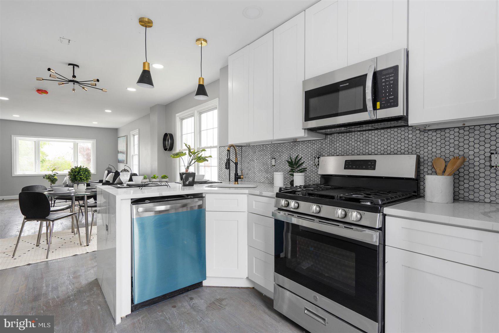 305 Charles Road Linthicum Heights, MD 21090 - Photo 15 of 51
