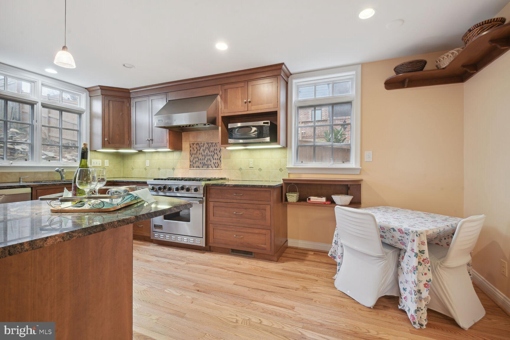 1003 Highland Drive Silver Spring, MD 20910 - Photo 4 of 27 Table space breakfast nook