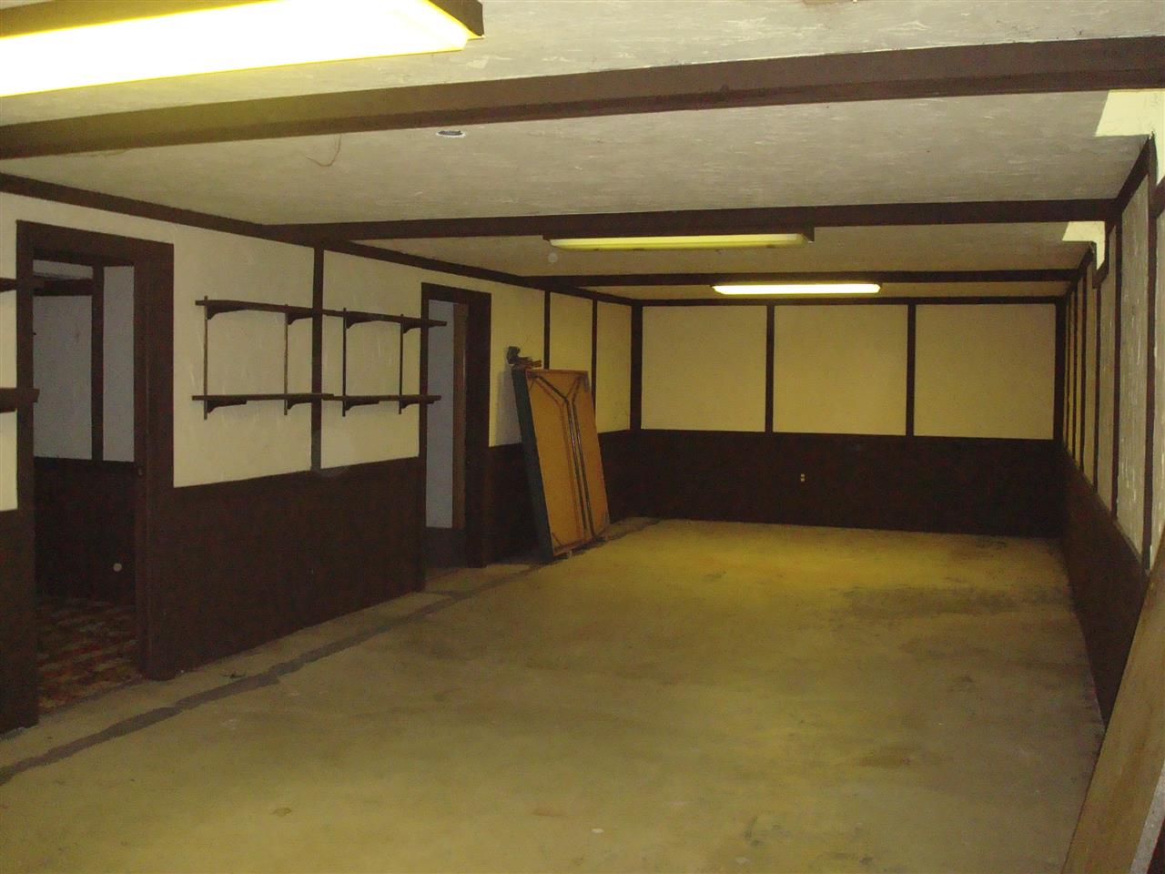 156 Maywood Avenue Rochester, MI 48307 - Photo 36 of 61 31291465-46.JPG