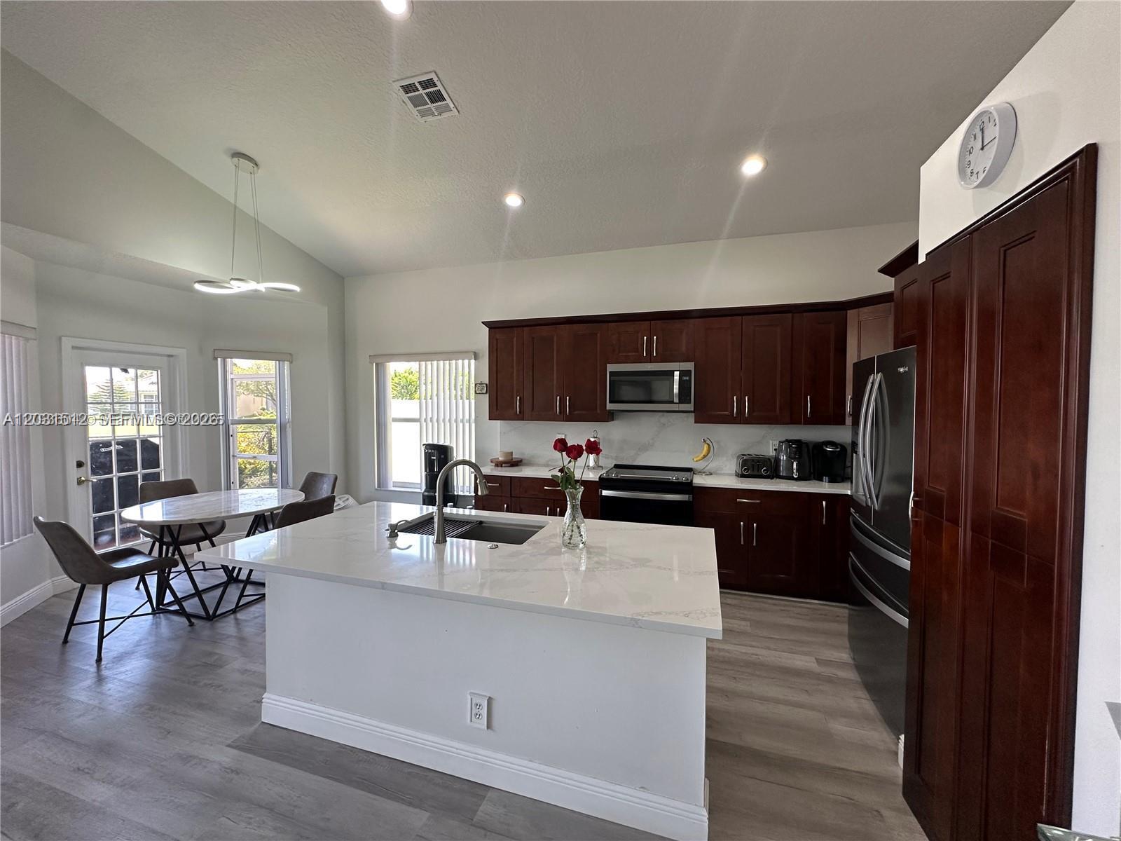 22040 Altona Drive Boca Raton, FL 33428 - Photo 12 of 21