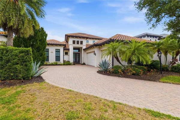 $1,890,000 | 7638 Windy Hill Cove, Bradenton, FL 34202