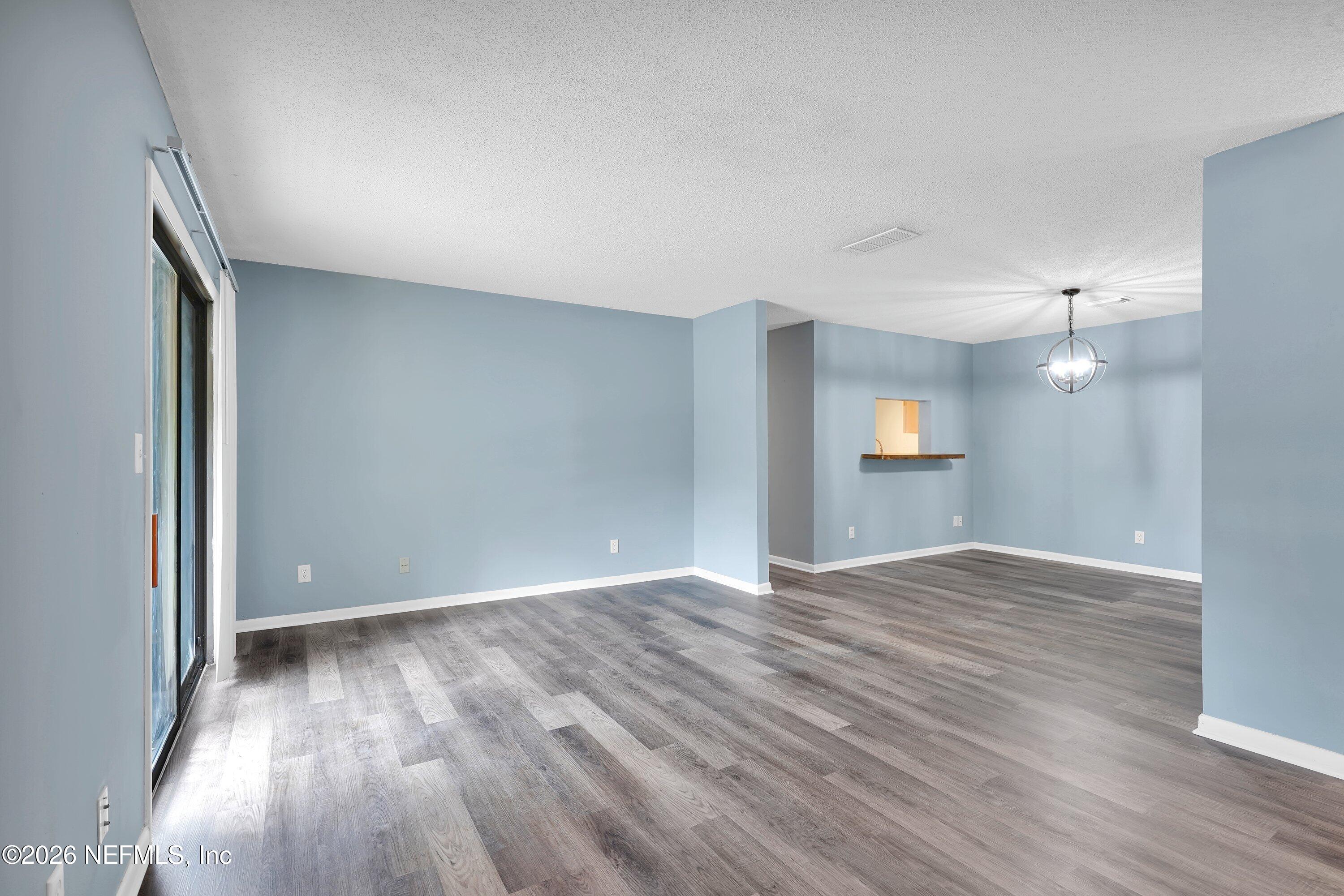 3765 Crown Point Road, Unit 13 Jacksonville, FL 32257 - Photo 13 of 37 007-3765CrownPointRoadUnit13-Jacksonvill