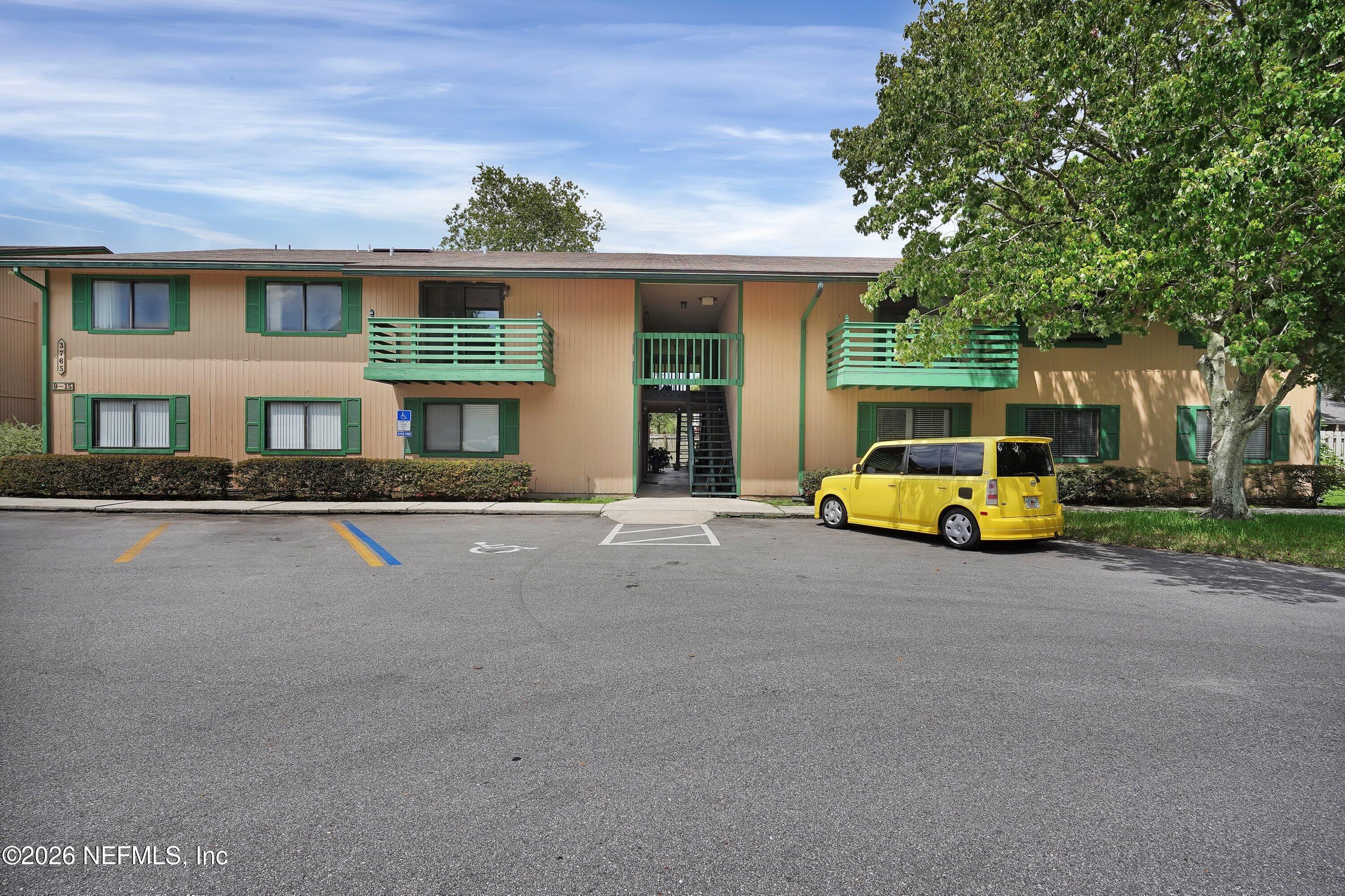 3765 Crown Point Road, Unit 13 Jacksonville, FL 32257 - Photo 4 of 37 002-3765CrownPointRoadUnit13-Jacksonvill