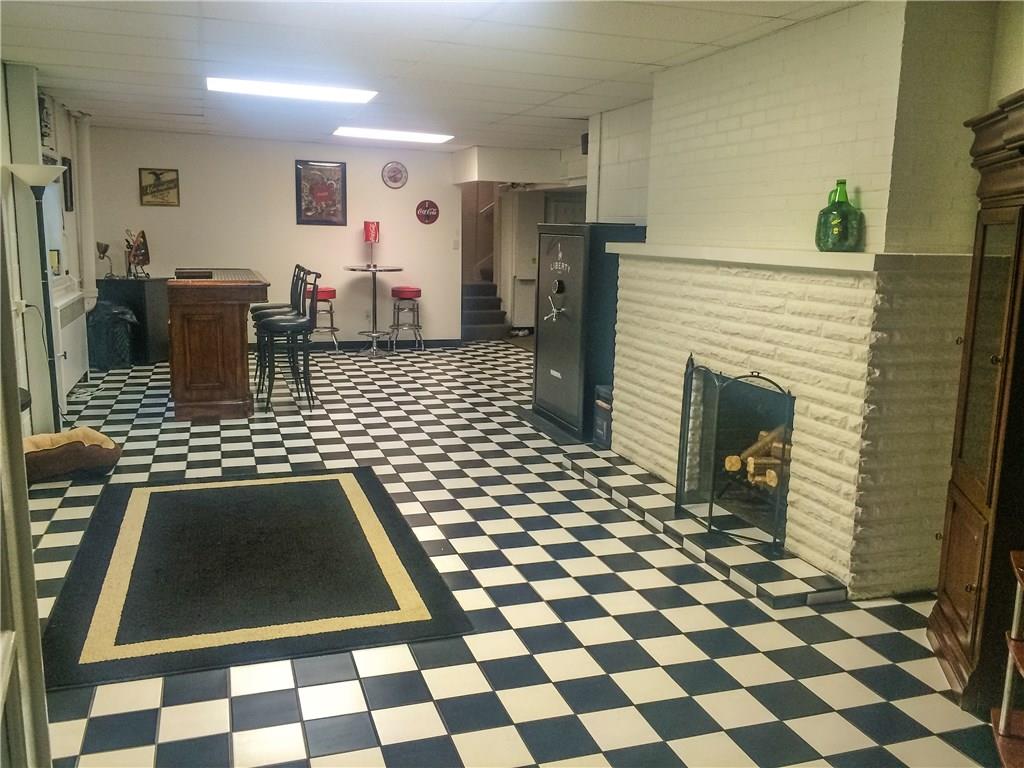 215 Ludwig Road New Castle, PA 16105 - Photo 19 of 23 Gallery Image 19