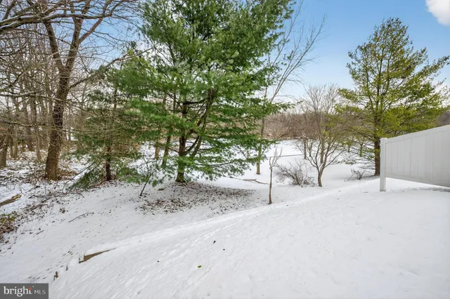 $425,000 | 269 Meadowlark Drive, Hamilton, NJ 08690