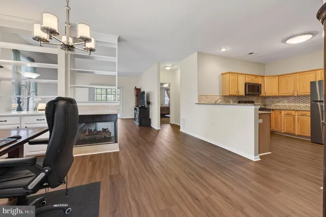 $425,000 | 269 Meadowlark Drive, Hamilton, NJ 08690