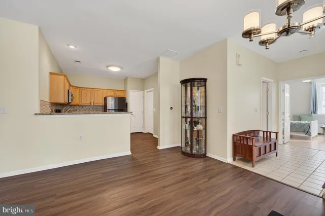 $425,000 | 269 Meadowlark Drive, Hamilton, NJ 08690