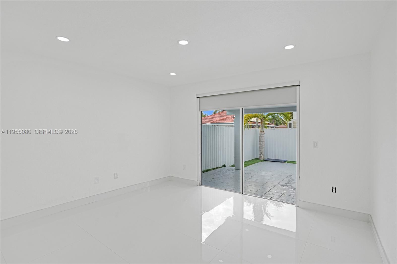 7952 Northwest 198th Street Hialeah, FL 33015 - Photo 26 of 38