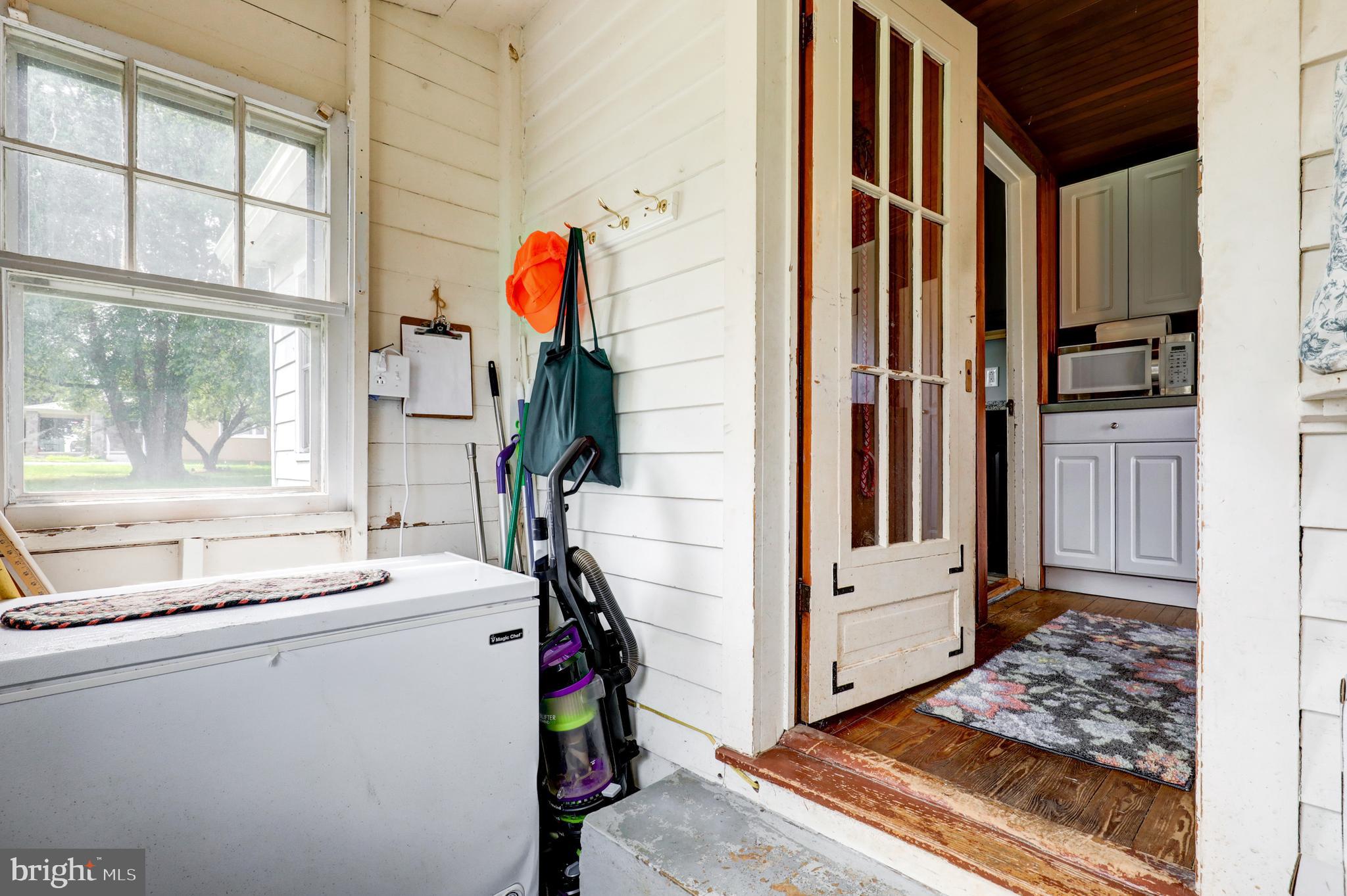 204 Roneys Corner Road Oxford, PA 19363 - Photo 16 of 33 a room with storage and utility