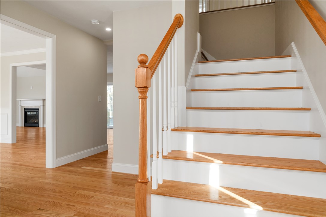 4 Jencks Road Cumberland, RI 02864 - Photo 11 of 42