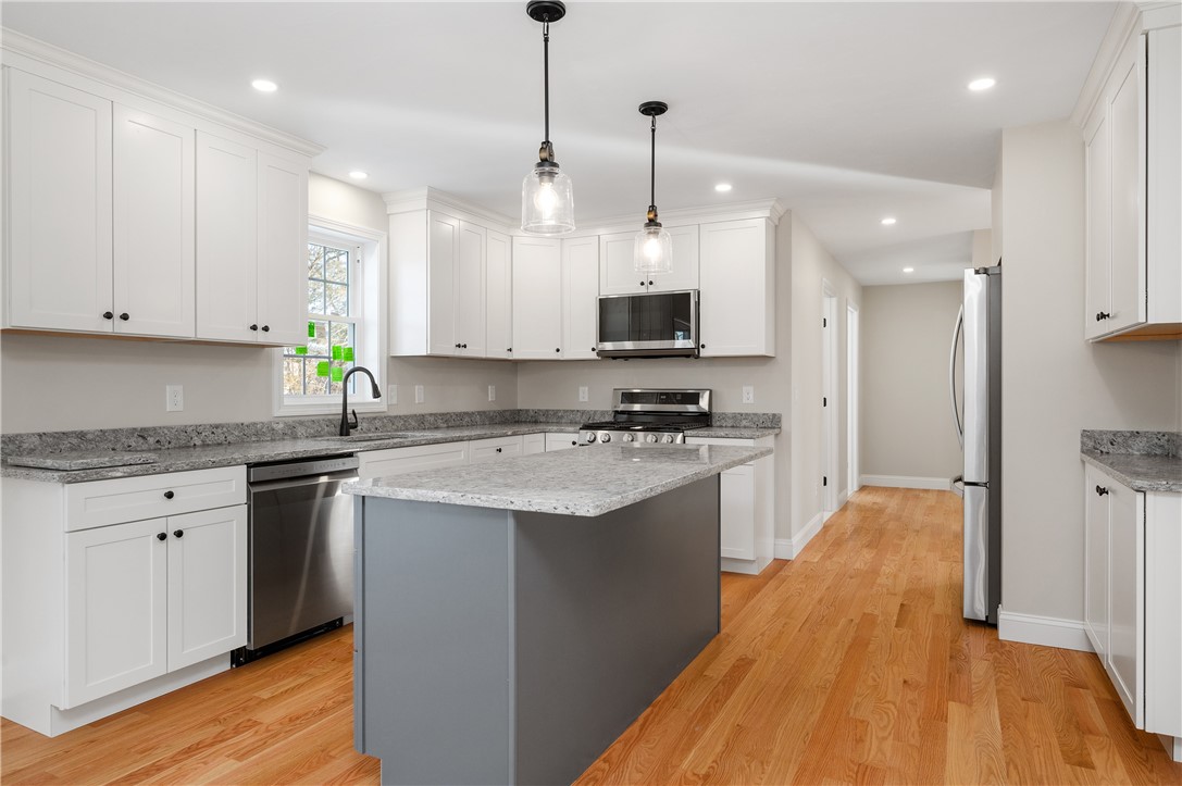 4 Jencks Road Cumberland, RI 02864 - Photo 19 of 42