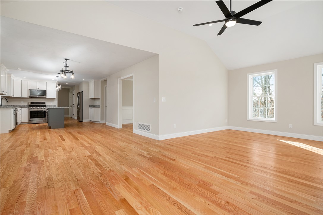 4 Jencks Road Cumberland, RI 02864 - Photo 21 of 42