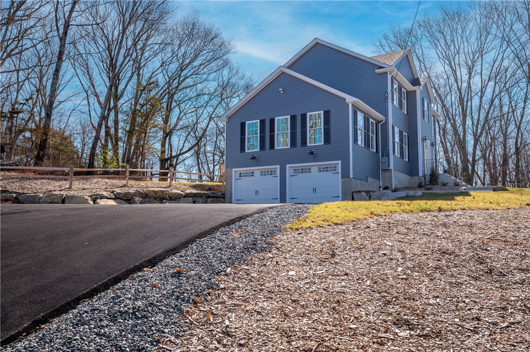 4 Jencks Road Cumberland, RI 02864 - Photo 3 of 42